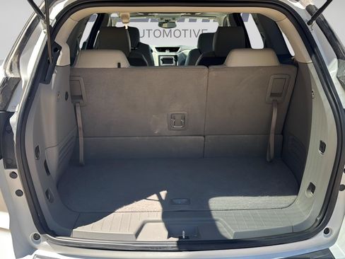 Used 2017 Chevrolet Traverse LT AWD/4WD image 22