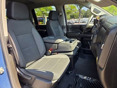 Used 2025 Chevrolet Silverado 2500 Custom w/ Custom Value Package AWD/4WD image 19