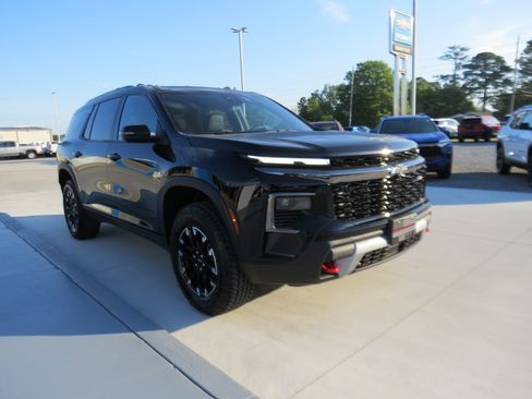 New 2026 Chevrolet Traverse Z71 w/ Enhanced Driving Package AWD/4WD image 7