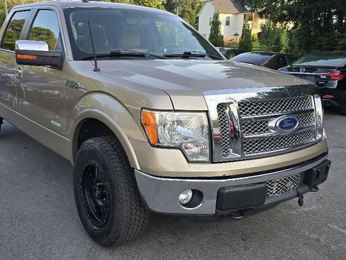 Used 2011 Ford F150 Lariat AWD/4WD image 3