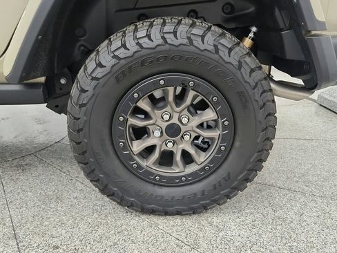 Used 2022 Jeep Wrangler Unlimited Rubicon w/ Trailer Tow Package AWD/4WD image 22