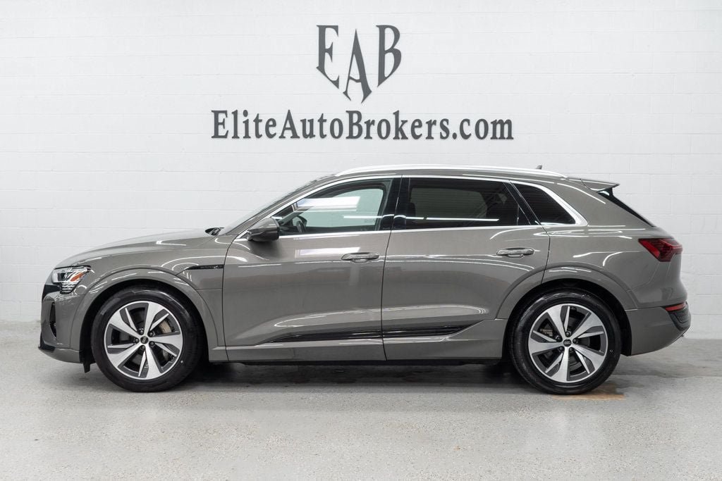 Used 2024 Audi Q8 e-tron Premium AWD/4WD image 2