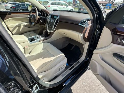 Used 2012 Cadillac SRX Luxury image 21