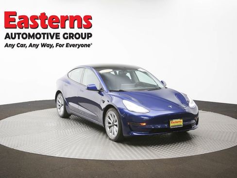Used 2022 Tesla Model 3 Standard Range RWD image 48