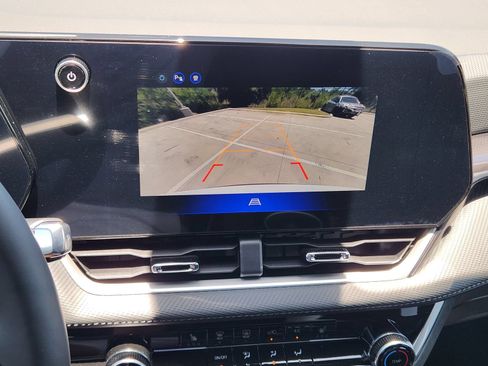 New 2027 Chevrolet Equinox LT FWD image 16