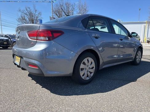 Used 2020 Kia Rio S image 4
