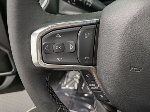 Used 2026 RAM 1500 Laramie AWD/4WD image 18
