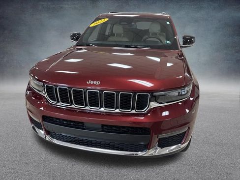 Used 2023 Jeep Grand Cherokee L Limited AWD/4WD image 2