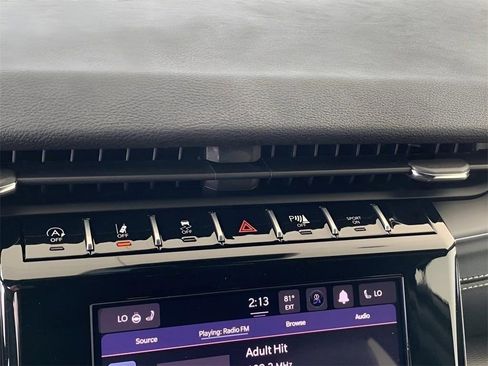 New 2025 Jeep Grand Cherokee L Altitude image 44