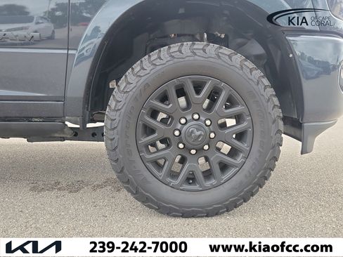 Used 2026 RAM 2500 Limited AWD/4WD image 7