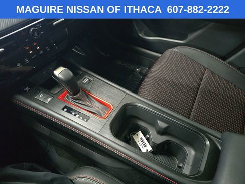 Used 2025 Nissan Kicks SR AWD/4WD image 26