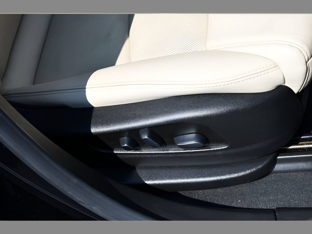 Used 2019 Cadillac XT5 Luxury FWD image 32
