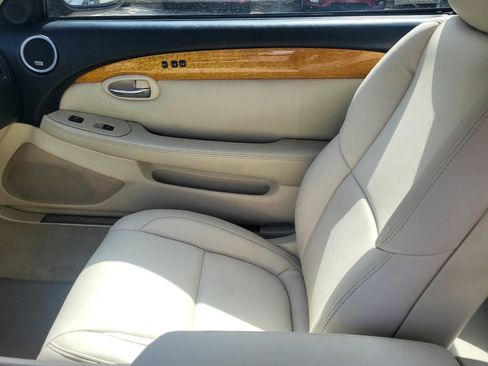 Used 2004 Lexus SC 430 Convertible RWD image 40