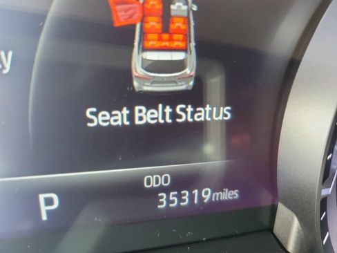 Used 2023 Toyota Highlander XLE FWD image 30