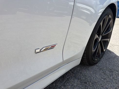 Used 2016 Cadillac ATS V w/ Luxury Package RWD image 12
