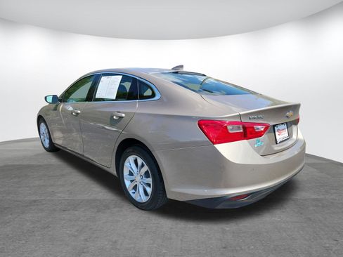 Used 2025 Chevrolet Malibu LT image 24