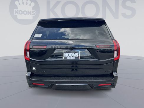 New 2026 Ford Expedition Max Platinum w/ Stealth Appearance Package AWD/4WD image 5