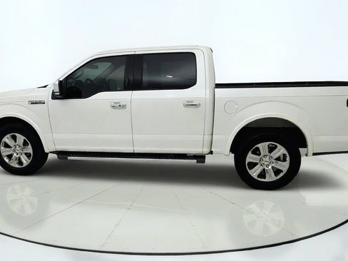 Used 2019 Ford F150 Lariat RWD image 4