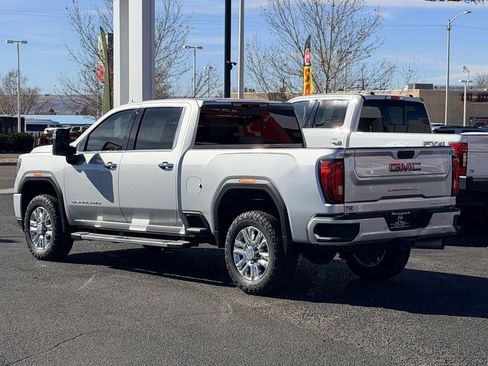 Used 2020 GMC Sierra 2500 Denali w/ Denali Ultimate Package image 32