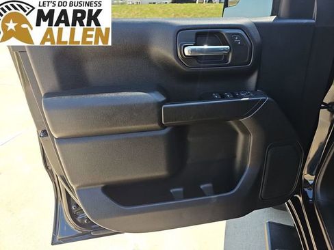 Used 2024 Chevrolet Silverado 1500 Custom image 21