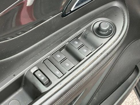 Used 2018 Buick Encore Preferred AWD/4WD image 21
