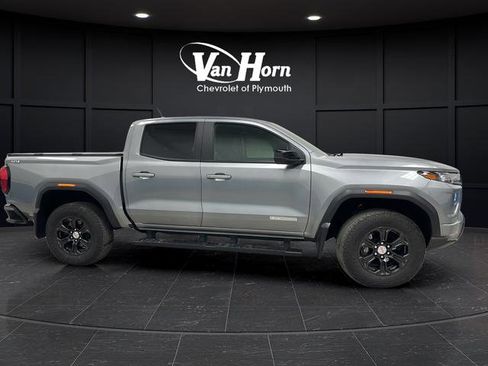 Used 2023 GMC Canyon Elevation w/ Convenience Package AWD/4WD image 8