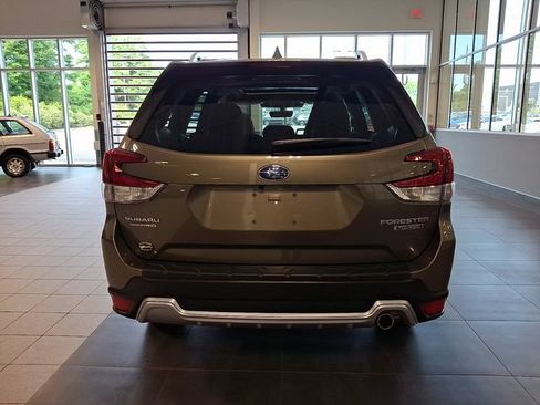 Certified 2023 Subaru Forester Touring w/ Popular Package #3 AWD/4WD image 5