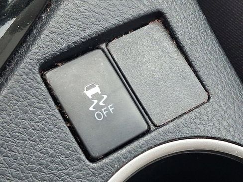 Used 2016 Toyota Corolla LE image 23