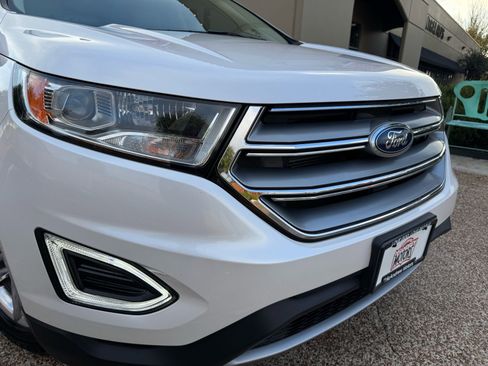 Used 2018 Ford Edge SEL w/ Equipment Group 201A image 2