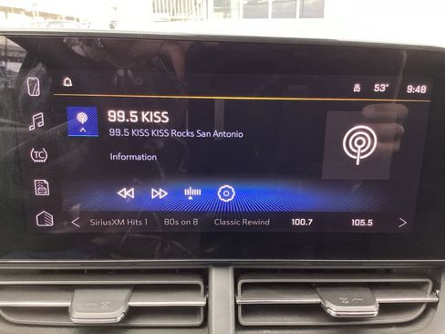 Used 2025 Chevrolet Trax LT image 20