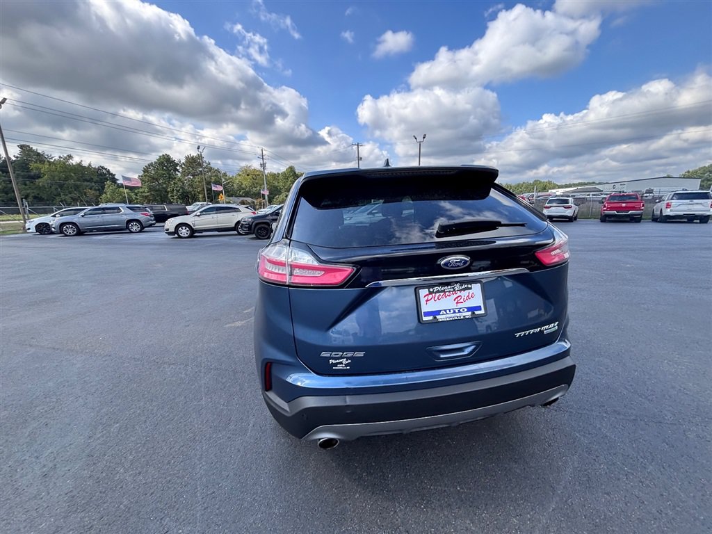 Used 2019 Ford Edge Titanium w/ Cargo Accessory Package FWD image 6
