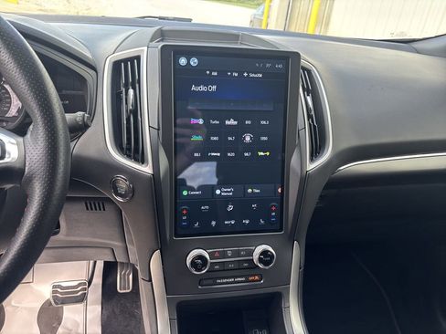 Used 2022 Ford Edge ST-Line image 17