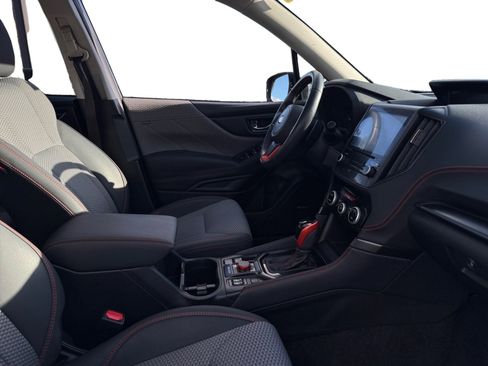 Used 2023 Subaru Forester Sport image 14