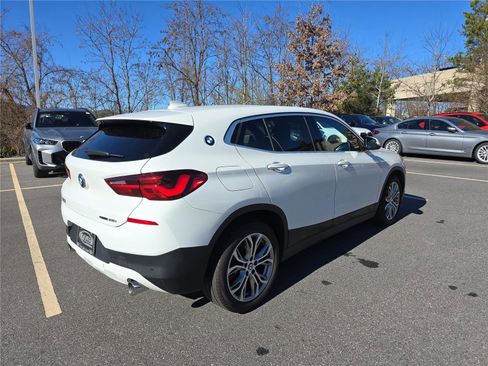 Used 2022 BMW X2 sDrive28i w/ Convenience Package image 3