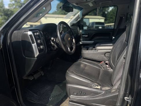 Used 2017 Chevrolet Silverado 2500 LT w/ LT Convenience Package AWD/4WD image 10