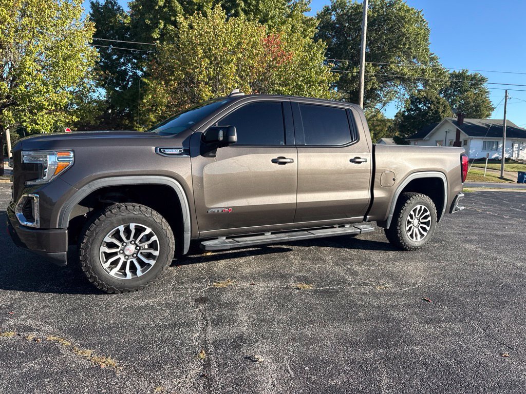 Used 2020 GMC Sierra 1500 AT4 w/ AT4 Premium Package AWD/4WD image 2