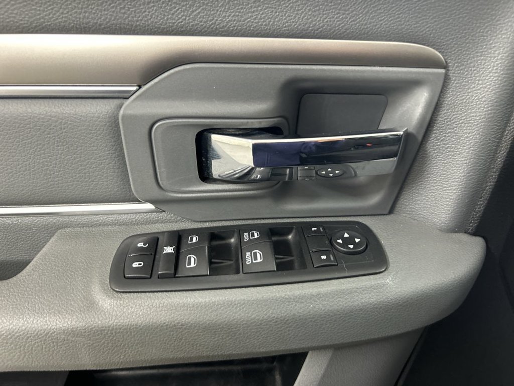 Used 2020 RAM 1500 Warlock AWD/4WD image 11