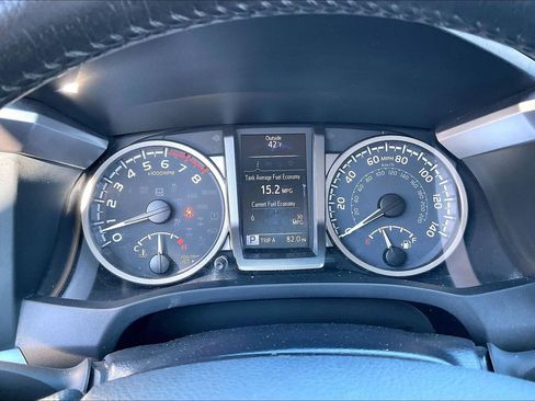 Used 2022 Toyota Tacoma 4x4 Double Cab image 18