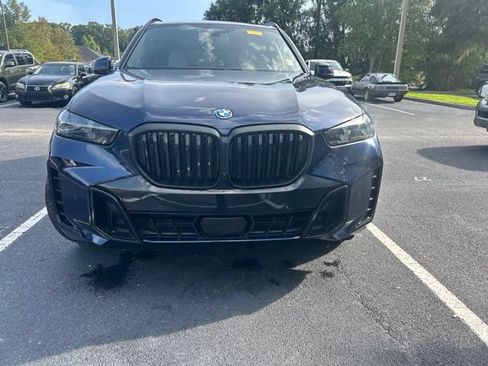 Used 2026 BMW X5 xDrive50e w/ M Sport Package AWD/4WD image 2