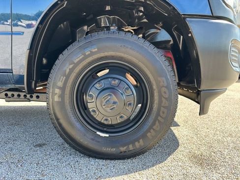Used 2022 RAM 3500 Tradesman AWD/4WD image 43