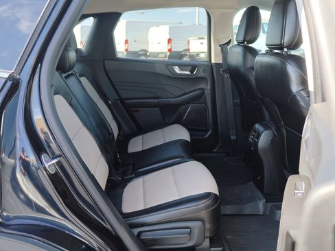 Used 2021 Ford Escape Titanium w/ Titanium Elite Package image 31