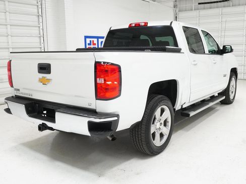 Used 2018 Chevrolet Silverado 1500 LT w/ Texas Edition RWD image 5