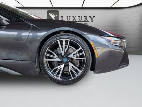 Used 2019 BMW i8 Roadster AWD/4WD image 11