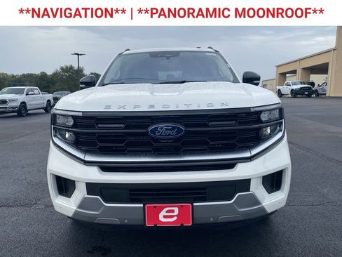New 2025 Ford Expedition Max Platinum w/ Driver's Package image 2