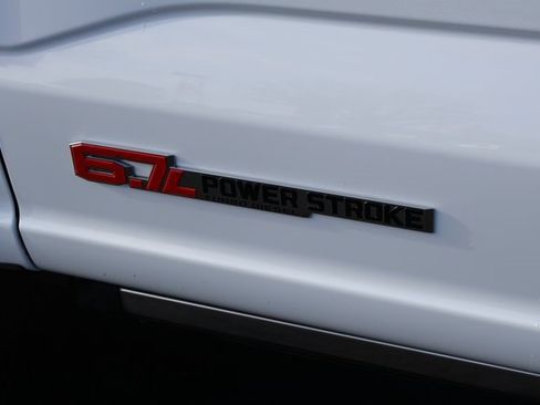 Used 2024 Ford F250 Lariat w/ Lariat Ultimate Package image 10