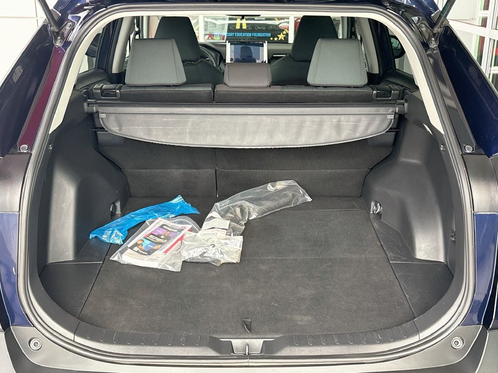 Certified 2025 Toyota RAV4 XLE FWD image 27
