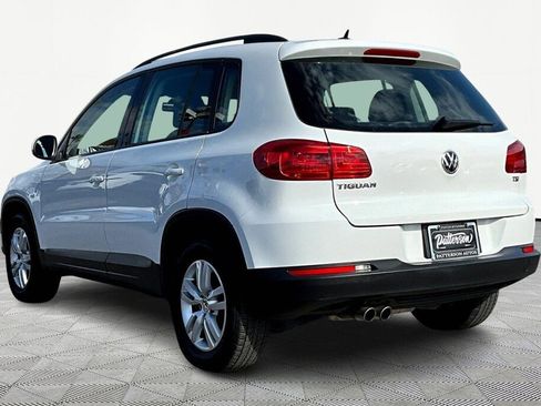 Used 2016 Volkswagen Tiguan S image 6