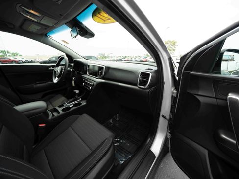 Used 2021 Kia Sportage LX w/ LX Fwd Popular Package image 26