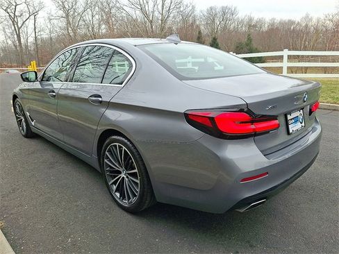 Used 2023 BMW 530i xDrive w/ Premium Package image 4