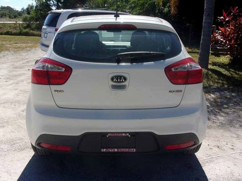 Used 2012 Kia Rio EX image 6